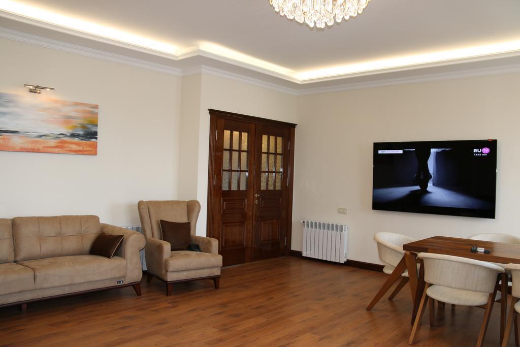 Odisea Apart Hotel Batumi Eksteriør bilde