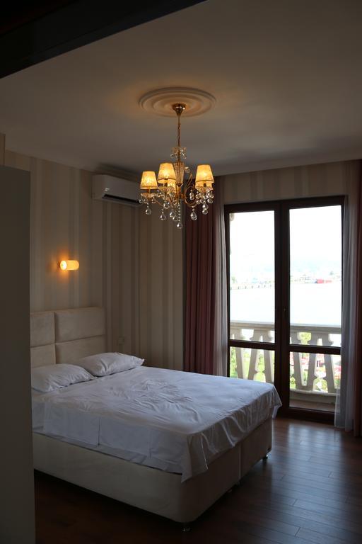Odisea Apart Hotel Batumi Eksteriør bilde