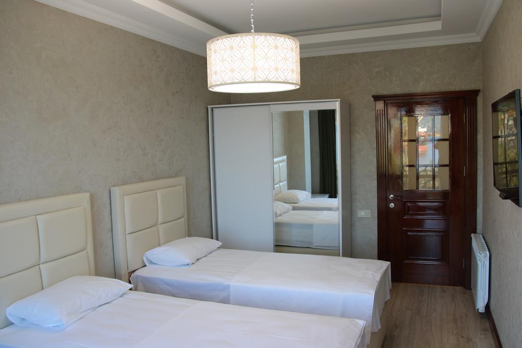 Odisea Apart Hotel Batumi Eksteriør bilde