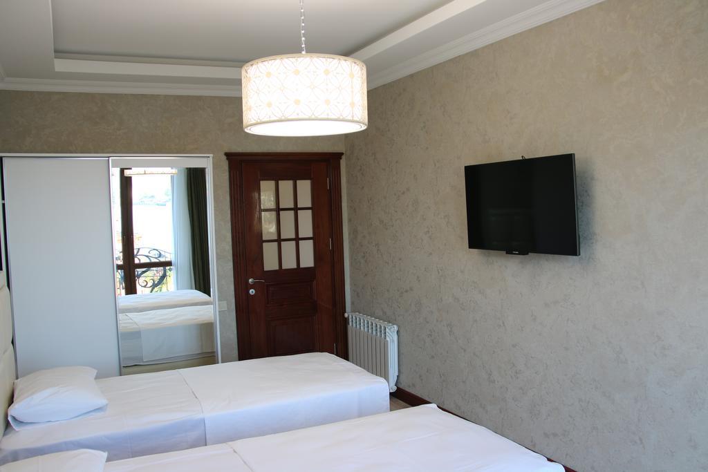 Odisea Apart Hotel Batumi Eksteriør bilde