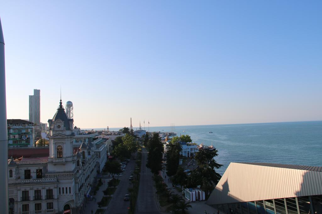 Odisea Apart Hotel Batumi Eksteriør bilde