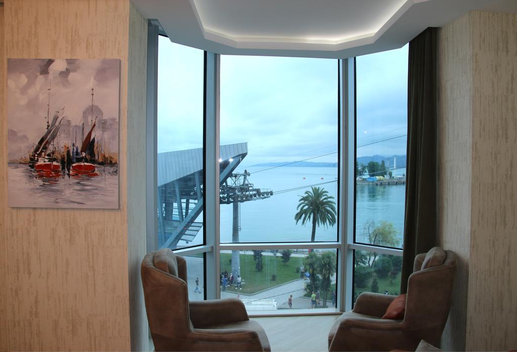 Odisea Apart Hotel Batumi Eksteriør bilde