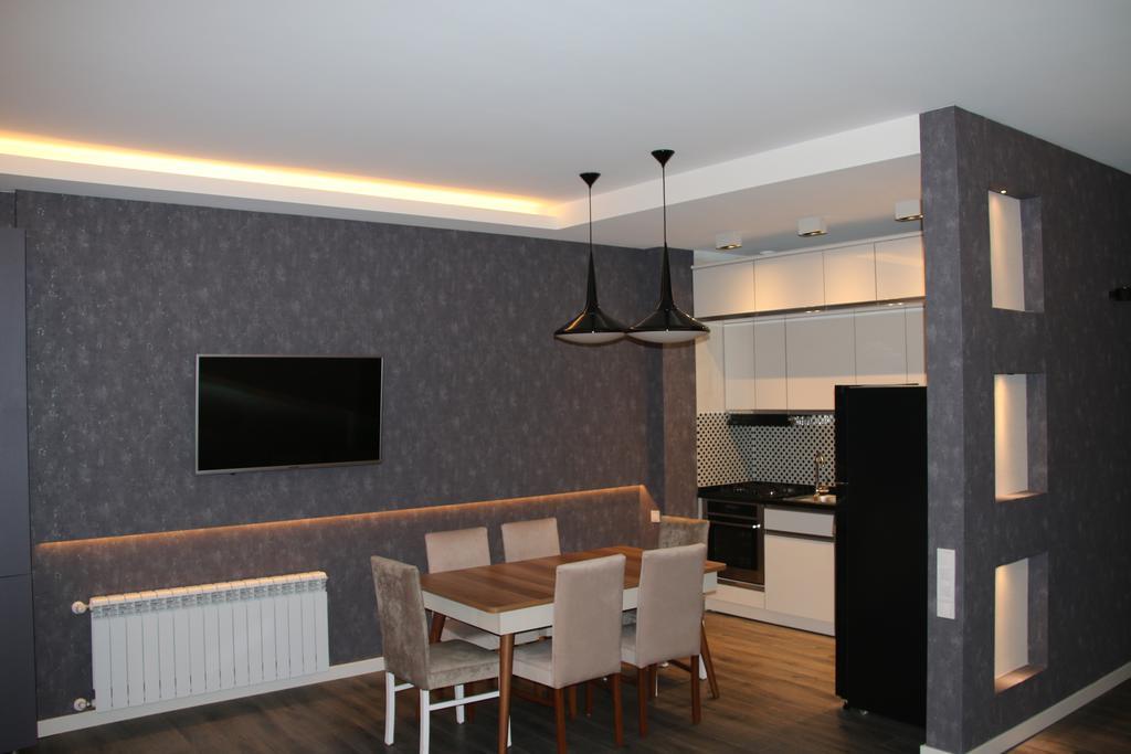 Odisea Apart Hotel Batumi Eksteriør bilde