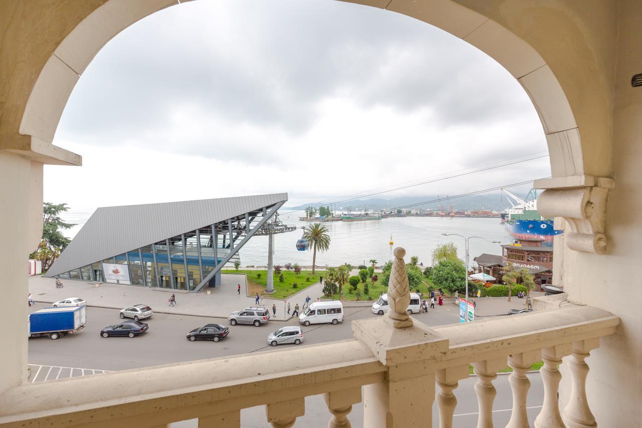 Odisea Apart Hotel Batumi Eksteriør bilde