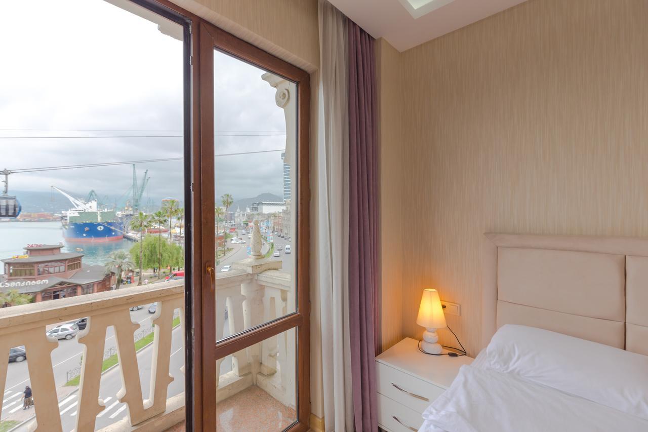 Odisea Apart Hotel Batumi Eksteriør bilde