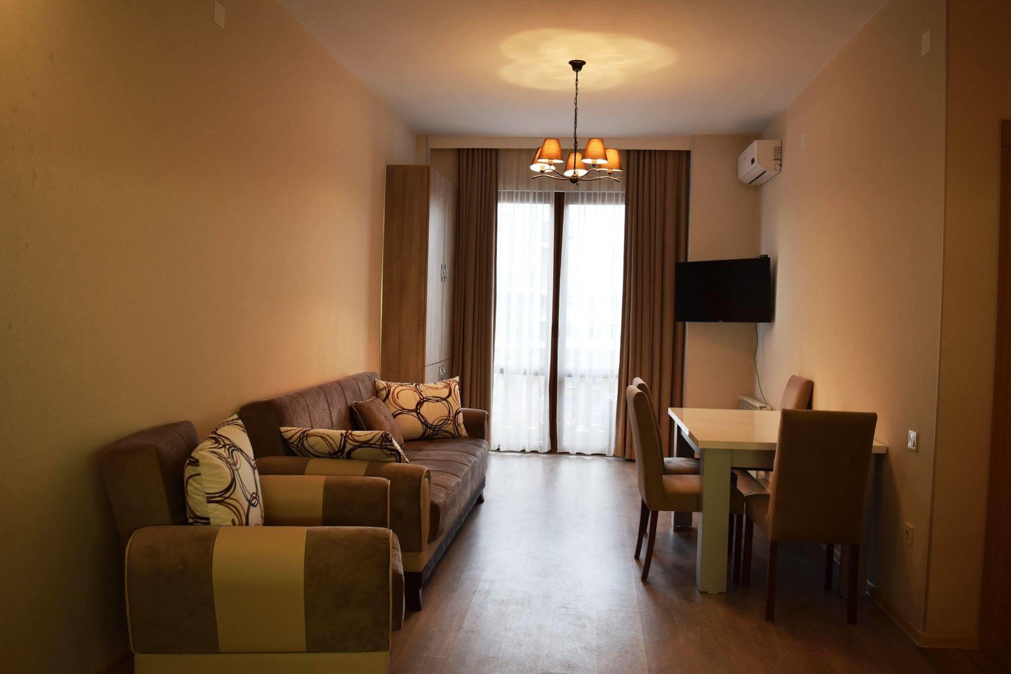 Odisea Apart Hotel Batumi Eksteriør bilde