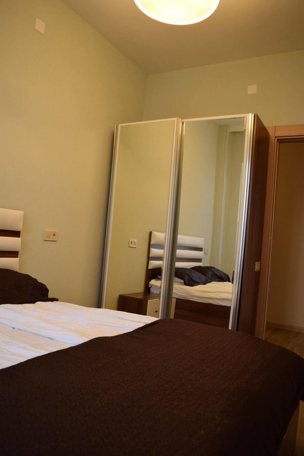 Odisea Apart Hotel Batumi Eksteriør bilde
