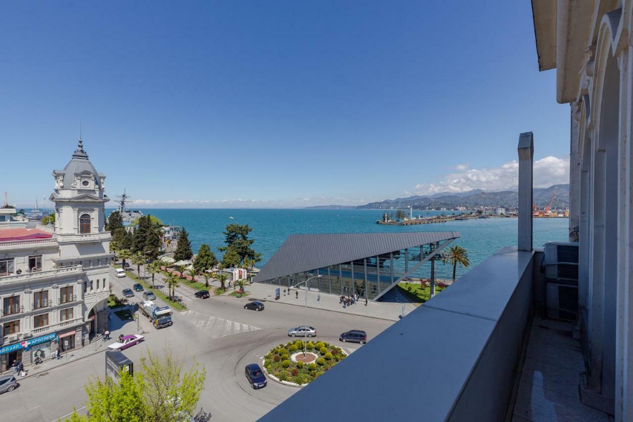 Odisea Apart Hotel Batumi Eksteriør bilde