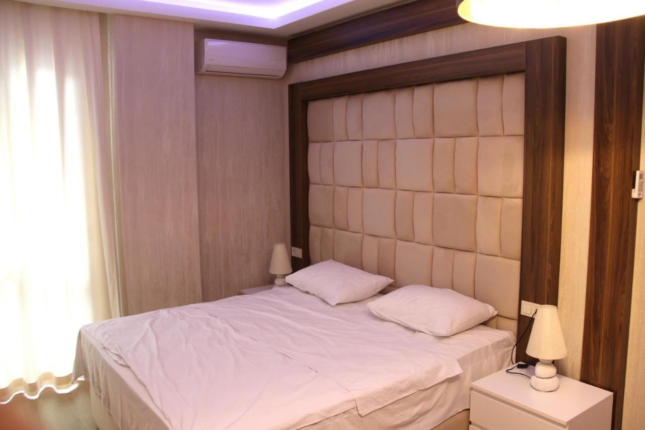 Odisea Apart Hotel Batumi Rom bilde
